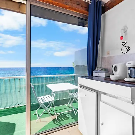 Couette-café Pin De Galle 3*